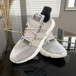 ADIDAS BRAND NEW grey sneakers